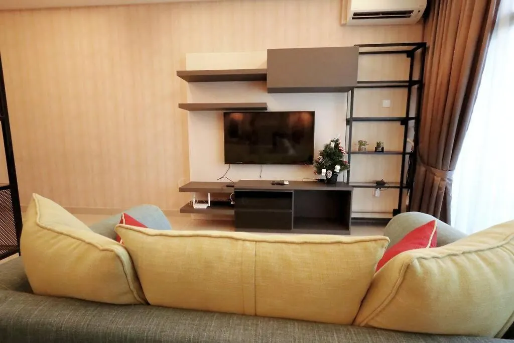 Apartment Mount Austin Palazio # Lake View Super Nice View Johor Bahru