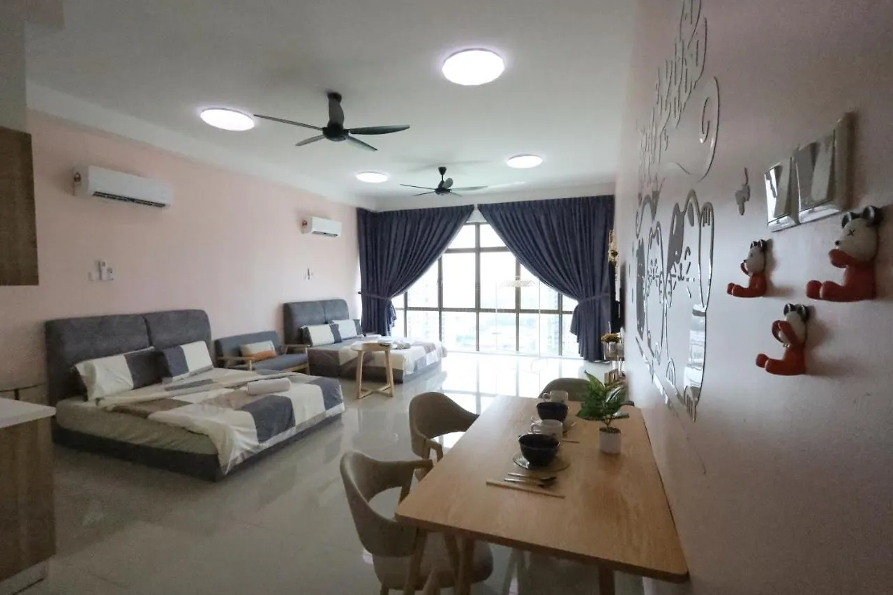 Mount Austin Palazio # Lake View Super Nice View Johor Bahru 0*,  Ma­lay­sia